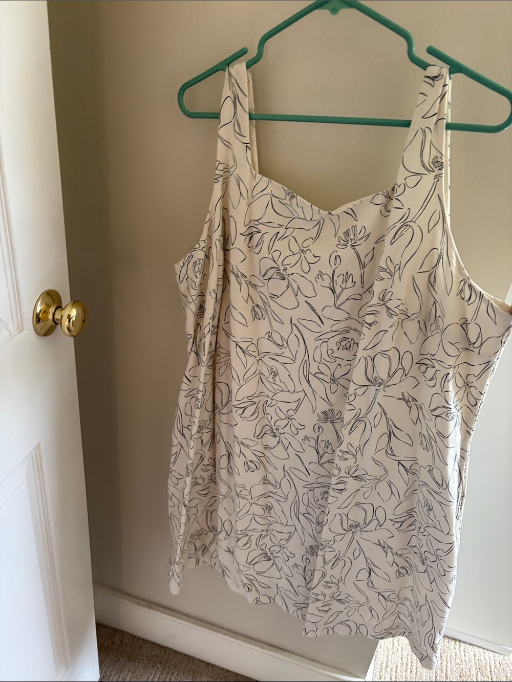 a new day Cream Floral Scoop Neck Camisole
